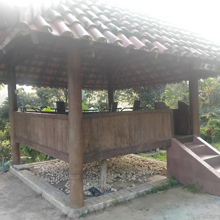 Villa Batu Tua Puncak Mitra Reddoorz Bogor Exterior foto